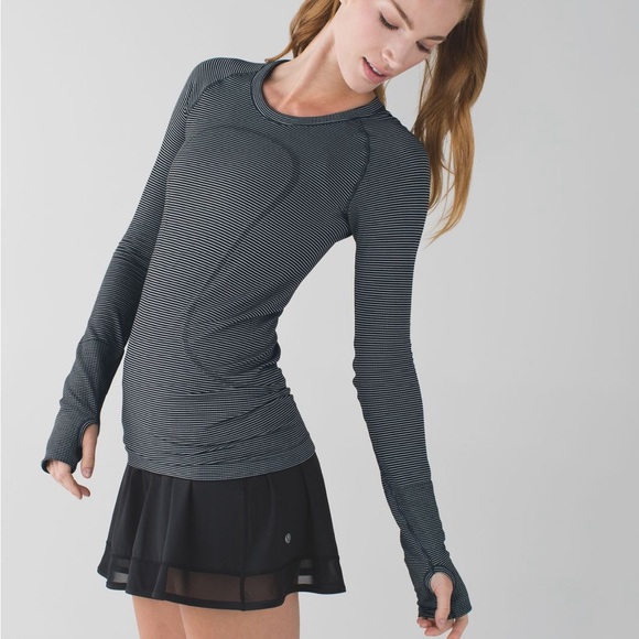 Lululemon swiftly tech longsleeve - tempo stripe black white, size 8 - Picture 6 of 6
